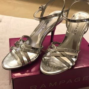 EUC Rampage Silver dress Sandals!